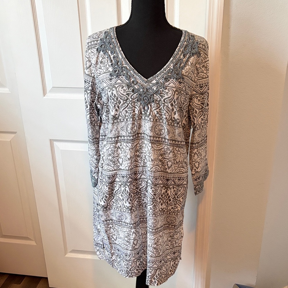 Lands' End White and Gray Printed V-Neck Tunic Dress